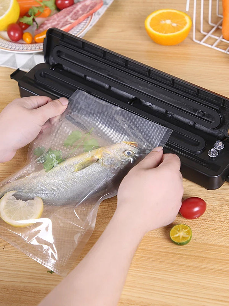 Vacuum Food Sealer Machine – Keep Food Fresh Longer (60 Free Bags Included, UK Stock)